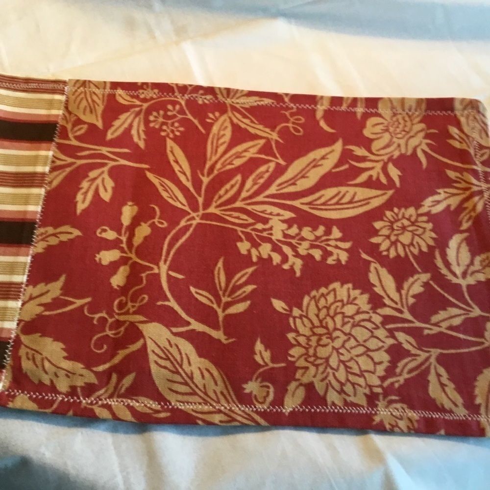 Handmade Set of 2 Placemats - Picture 4 of 6